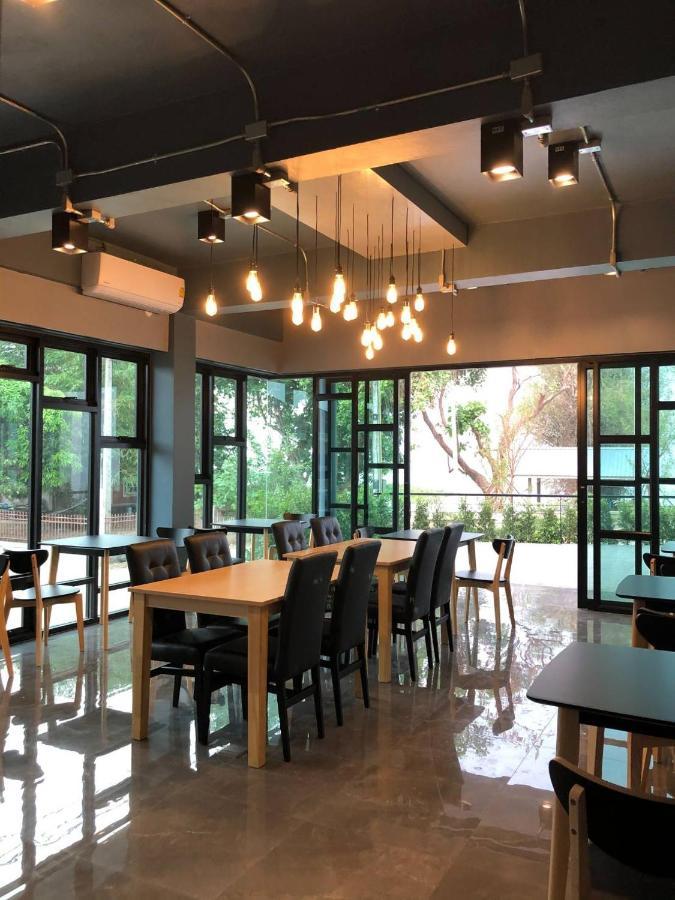 Abizz Hotel Kwanphayao Eksteriør billede